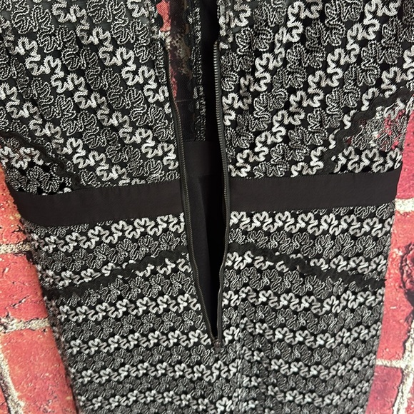 Few Moda Black Lace women Dress - Medium - Picture 14 of 15